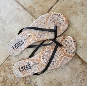Tkees sandals